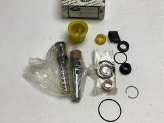 Discovery 1 Brake Master Center Repair Kit STC2903