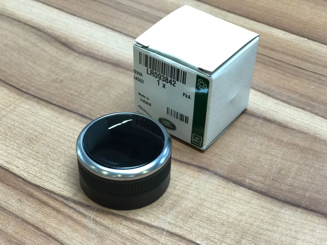 Range Rover Discovery Gear Shift Knob LR093842