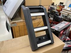 VPLER0196 VPLER0189 Roof Ladder New Defender