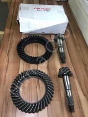Nitro Toyota Hilux Revo 5.29 Front / Rear Crown Wheel Kit