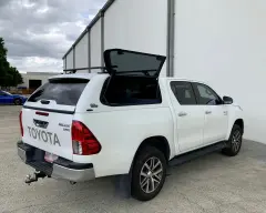 ICANOPY051-P Camlı Kanopi Hilux Revo Rocco Toyota
