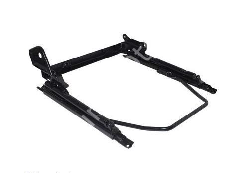 Defender Koltuk Kızağı Sol LR045272