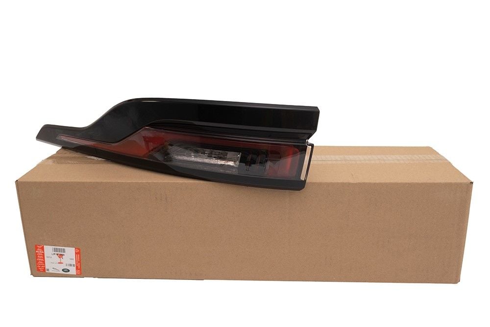 LR181906 LR111106 Stop Lamp RH Velar Range Rover