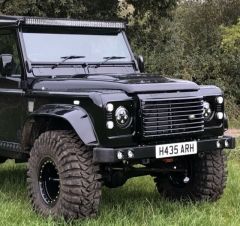 BKA710140 Puma Motor Kaputu Defender