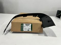 LR079380 LR071780 Front Fog Light Frame Left Evoque