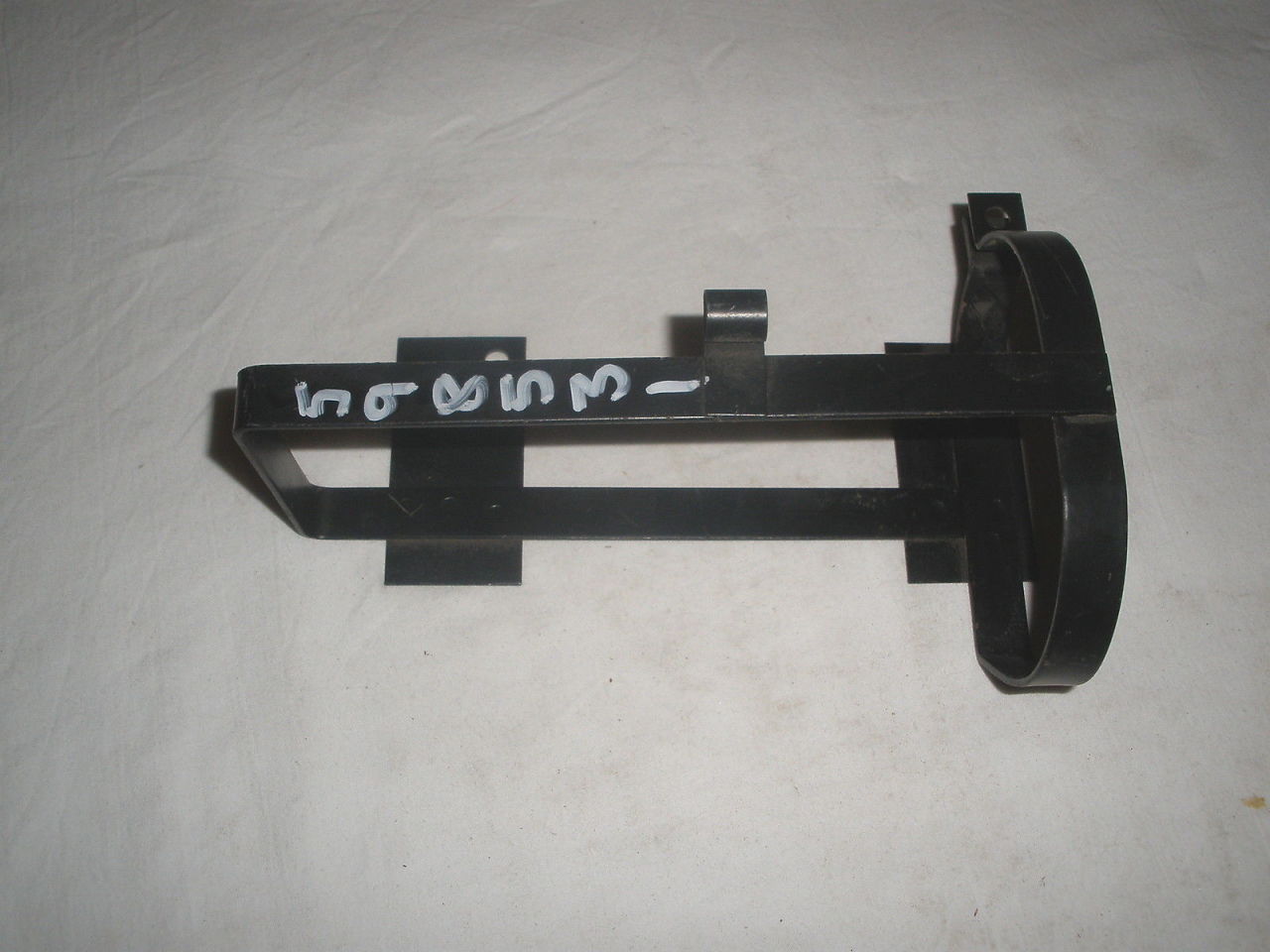 Series Genleşme Tankı Tutucu Braketi 598531