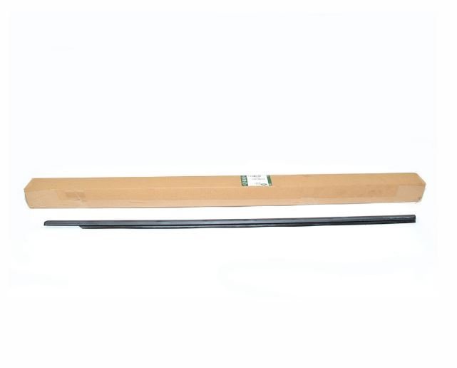 Range Rover 2002-2012 Left Front Door Outer Window Seal CGE500710