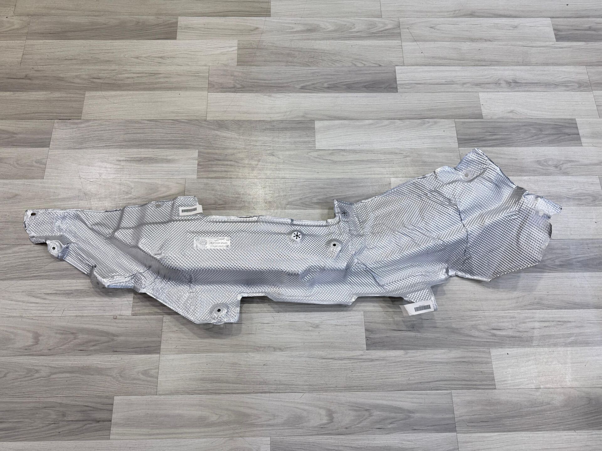 LR156805 LR123828 T2H51476 Şanzıman Tüneli Isı Kalkanı Ön Sağ