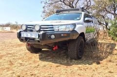 Hilux Rocco Ön Tampon BBT065-NL