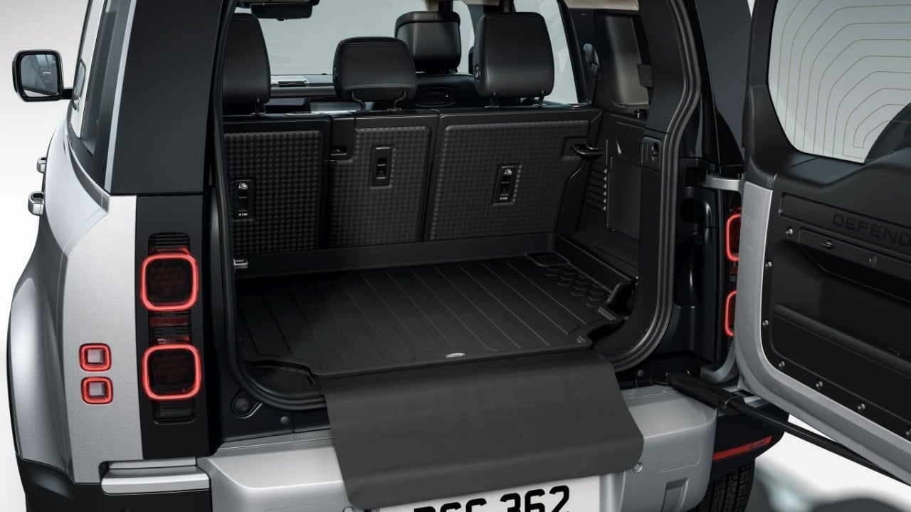 Yeni Defender 110 Bagaj Havuzu VPLES0570