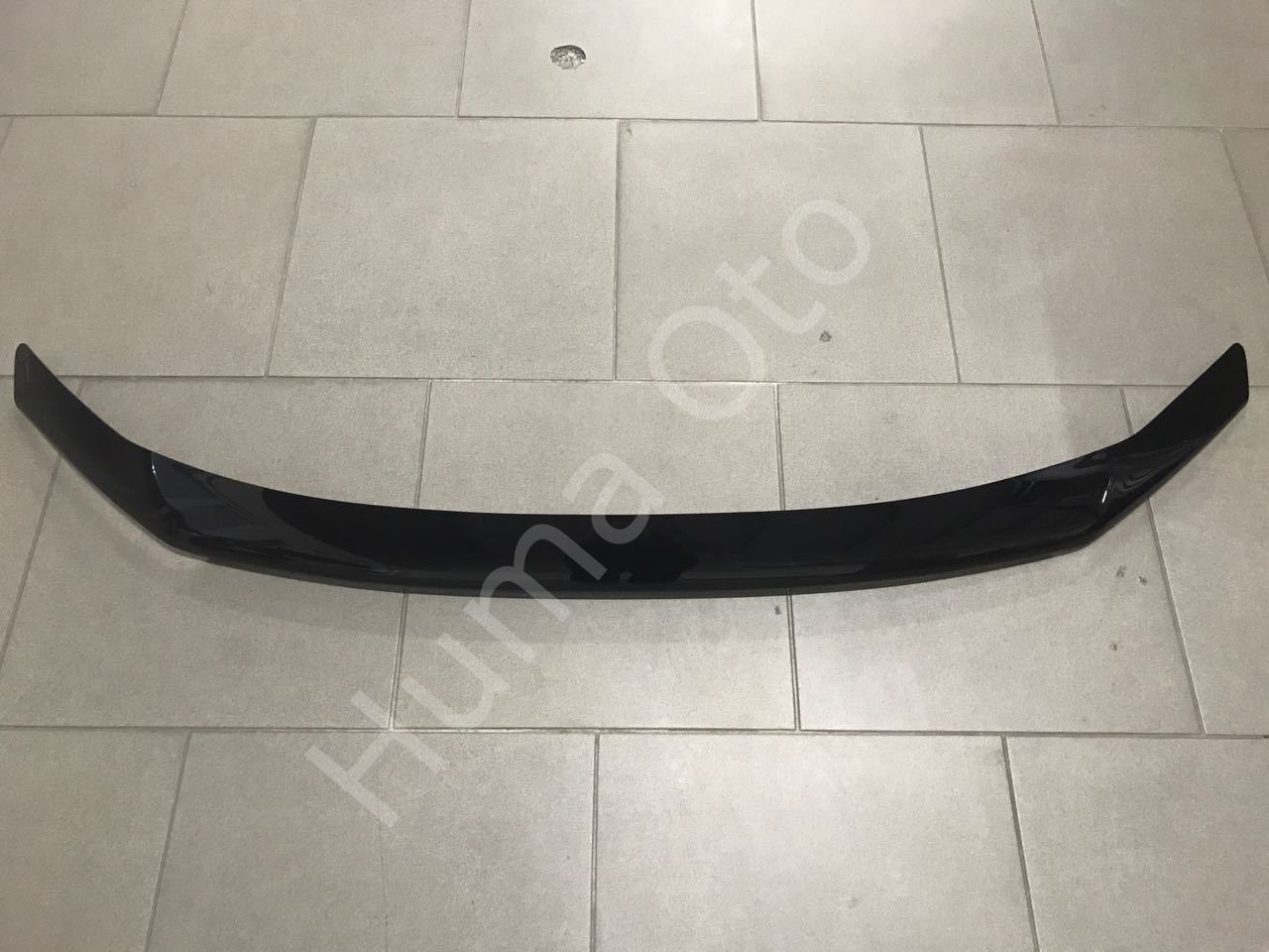 Amarok Bonnet Spoiler Black