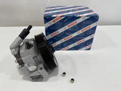 LR006462 Direksiyon Pompası Bosch 2.2 Freelander