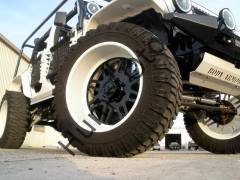 285/65R18 Super Swamper M16 Tire