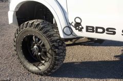 285/65R18 Super Swamper M16 Tire