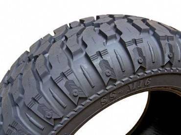 285/65R18 Super Swamper M16 Tire