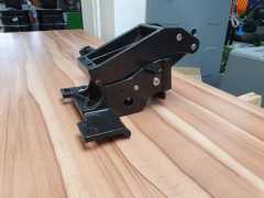 Range Rover Elektrikli Basamak Sol Arka Braket VPLGP0138