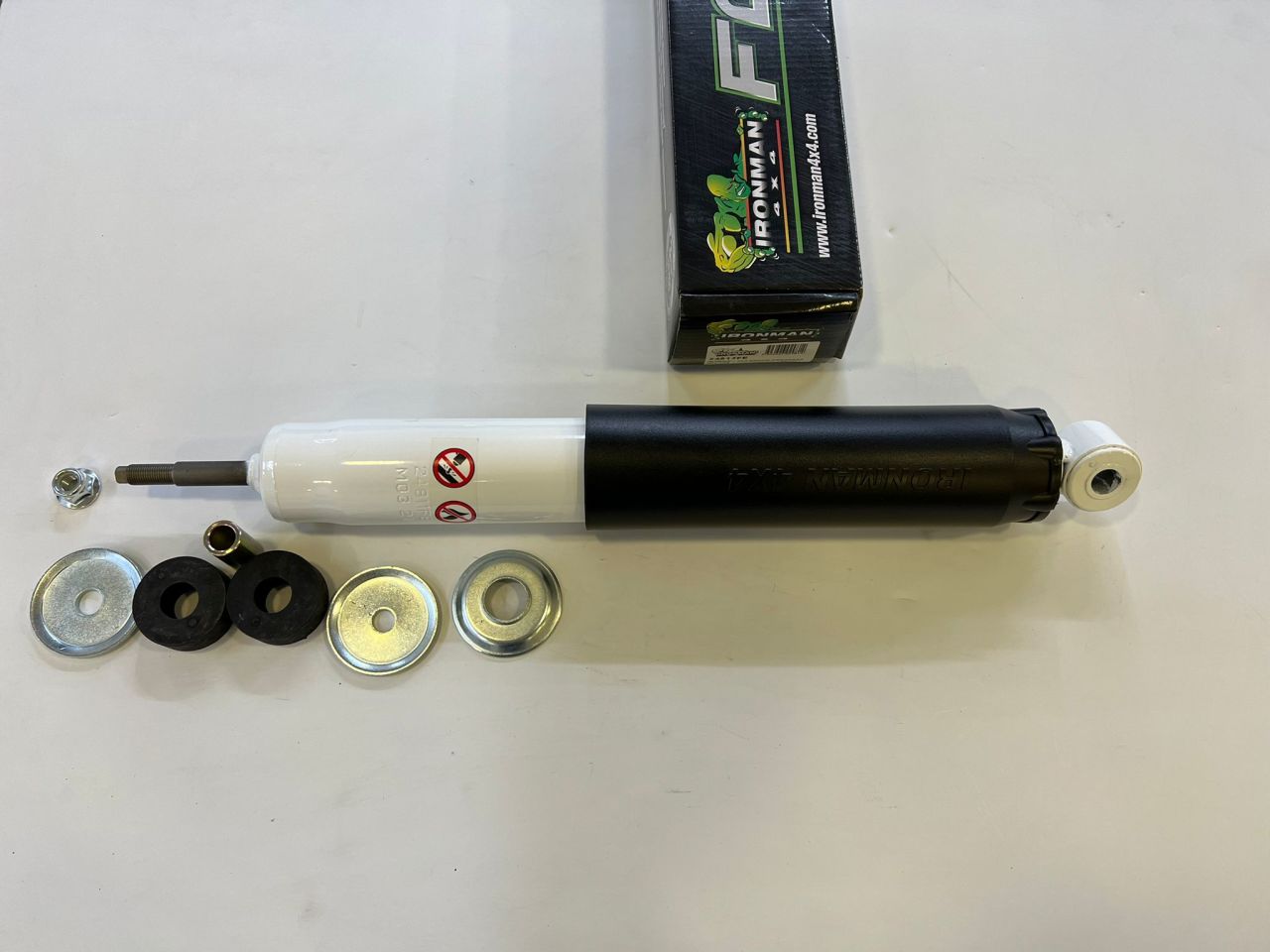 Mercedes Benz G-Wagen Ön Amortisör 24811FE