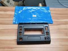 Defender Torpido Orta Konsol FWJ000110PMA