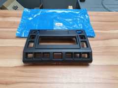 Defender Torpido Orta Konsol FWJ000110PMA