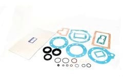 Defender Terrain Transmission Gasket Kit RTC3890