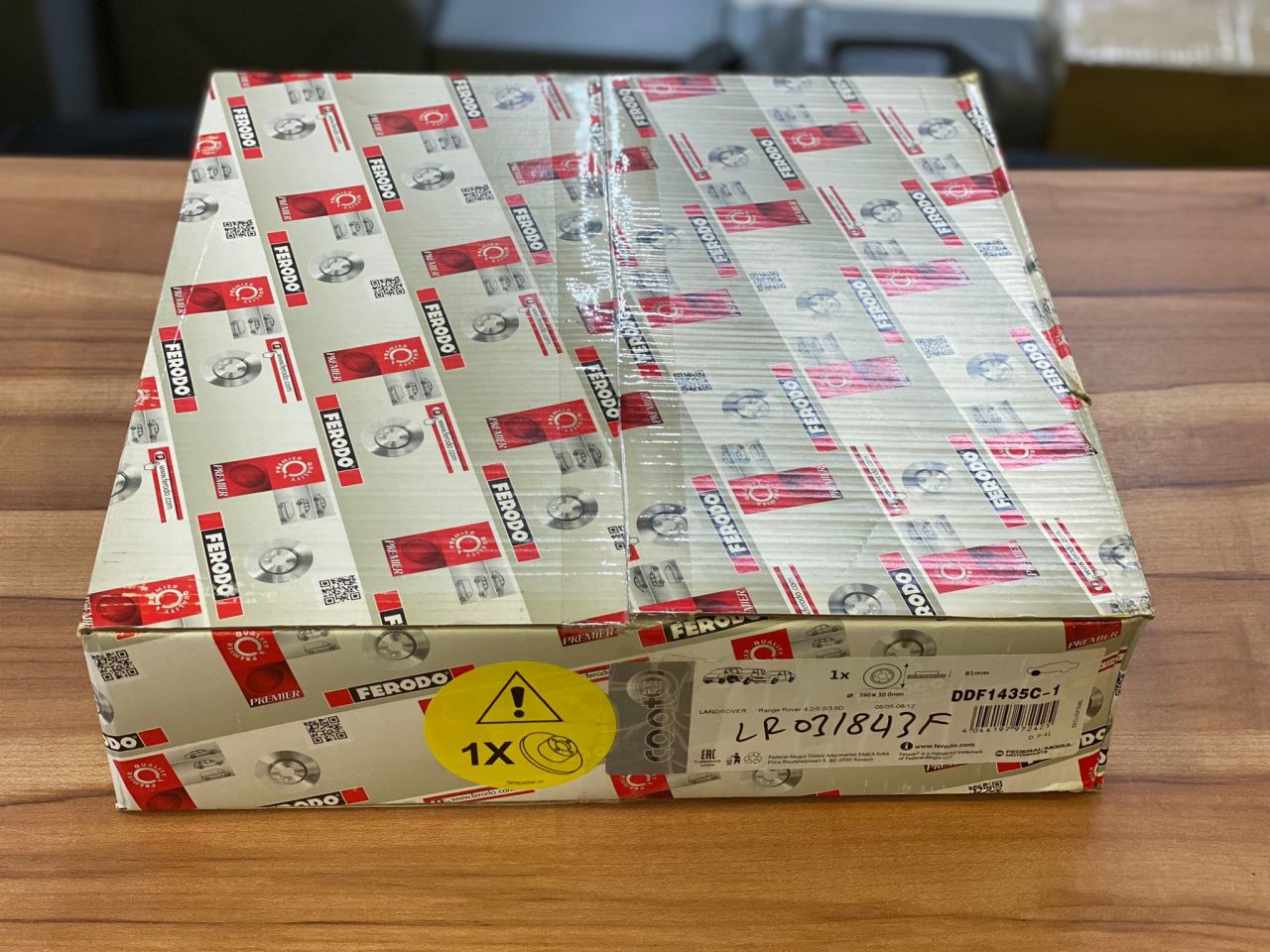 Range Rover 2002-2012 Ön Fren Diski LR031843 LR189028