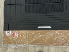 VPLXS0672 Antimikrobiyal Bagaj Lastik Paspası Range Rover Sport