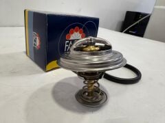 LR033675 C2Z11669 3.0 V6 Dizel Termostat Facet