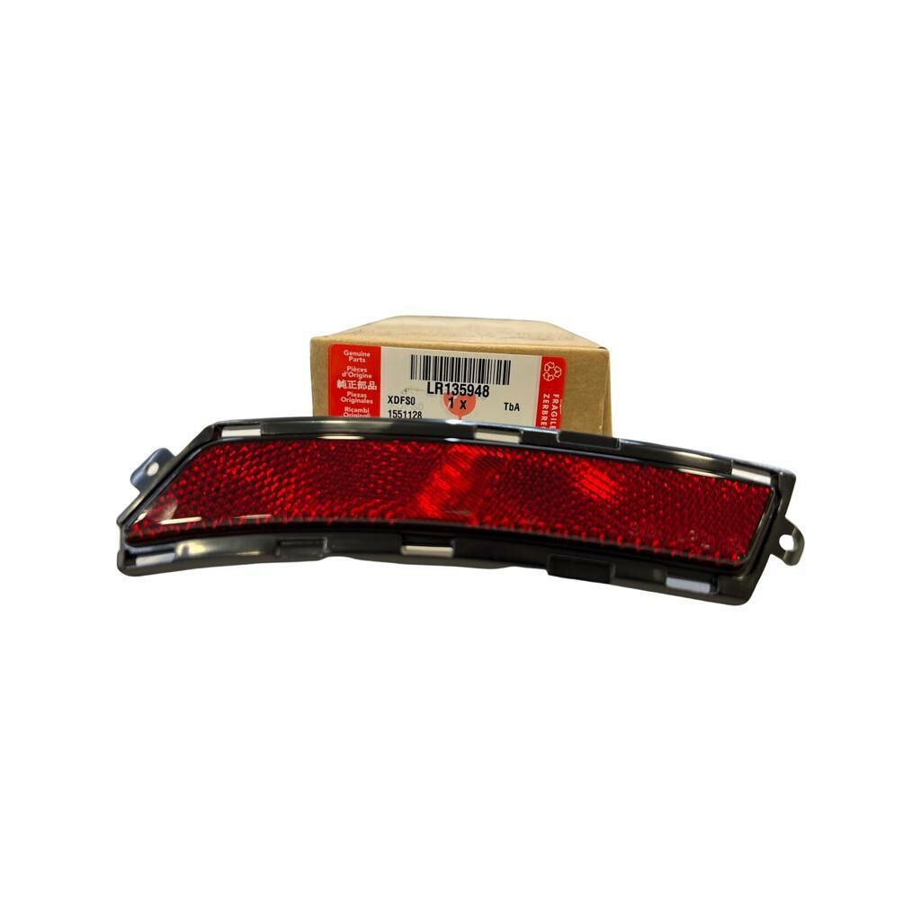 New Defender Rear Reflector Left LR135948