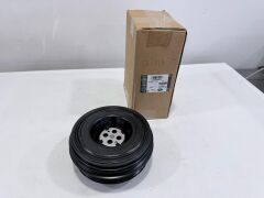 LR140513 T4N32909 Krank Kasnağı 1.5
