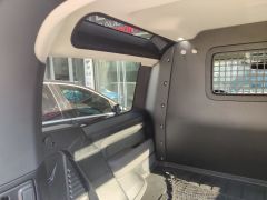 LR132089 Arka Yan Cam Sol Yeni Defender 90