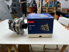 LR124960 Alternatör Şarj Dinamosu 4.2 / 4.4 Benzinli Range Rover