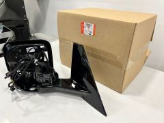New Defender Right Mirror LR132553