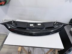 529123458LML LR171763 LR167028 Arka Spoiler Velar