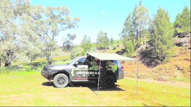 Araç Yanı LEDli Tente 2Mx2.5M IAWNING2M