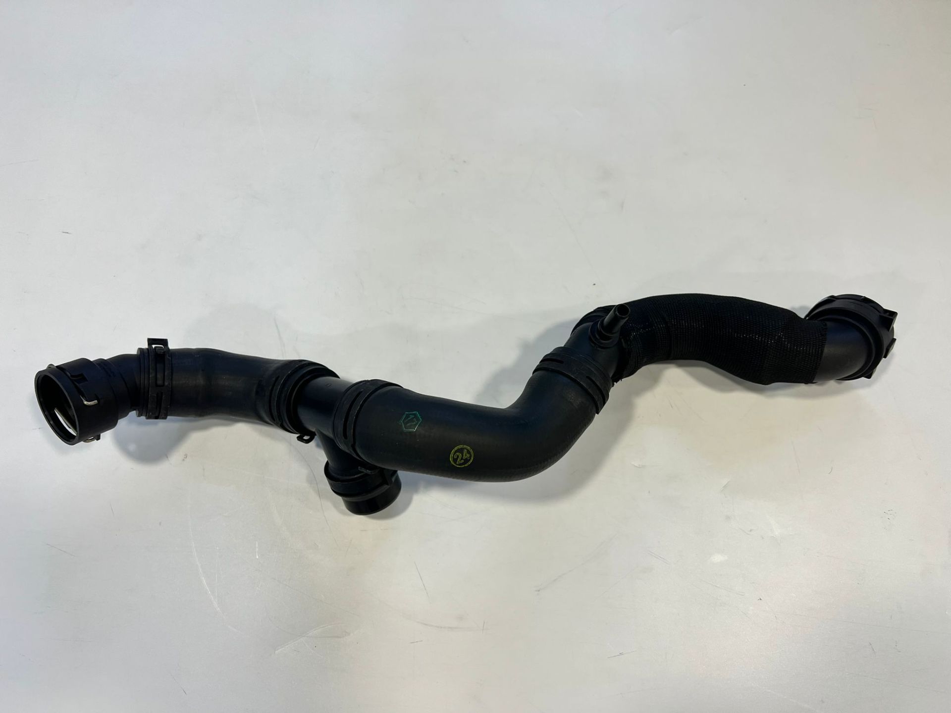 LR034641 Radiator Upper Hose Britpart Range Rover