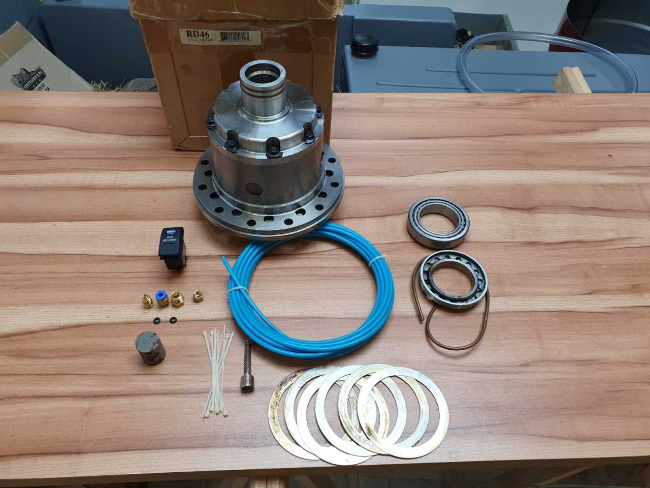 Mitsubishi Air Rear Differential Lock RD46 RD212