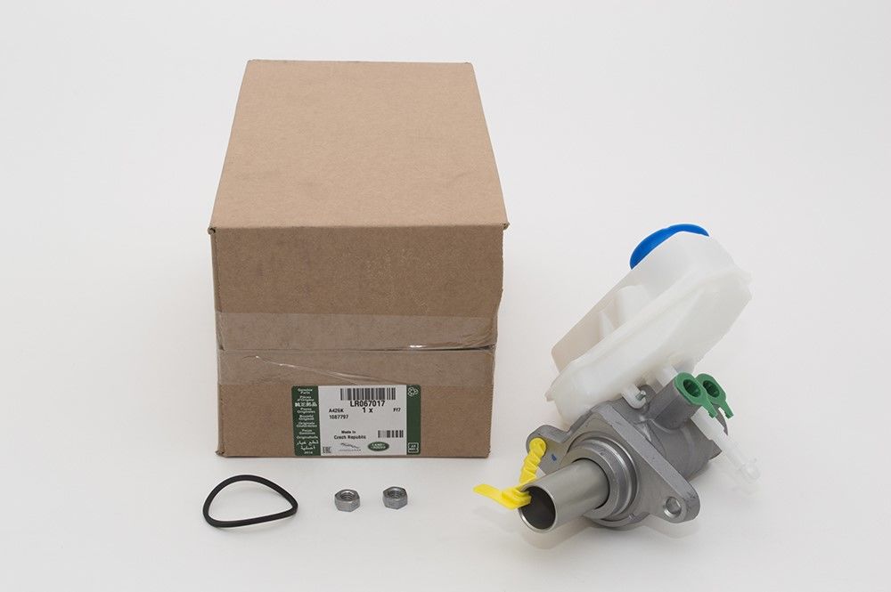 LR067017 LR014430 Brake Master Cylinder Evoque Freelander