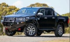 Hilux Revo Yan Basamak ve Çamurluk Koruma SSR051