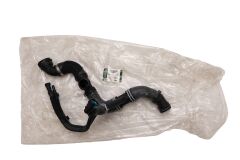 Range Rover Radyatör Üst hortum LR048904