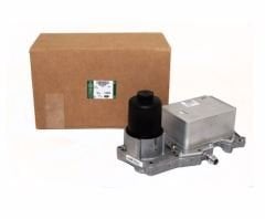 LR113200 LR022895 Oil Cooler 4.4 V8 Range Rover