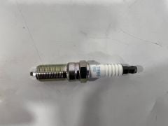 LR123892 LR025605 C2D59621 AJ813092 Buji NGK