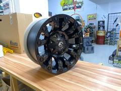 Vapor D560 17x9 Siyah Jant 5x127 5x114.3 D56017902645