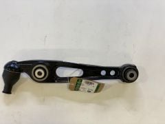 Range Rover Ön Alt Arka Sol Salıncak LR078478