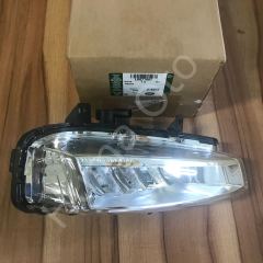 LR136868 LR077887 LR068978 Fog Lamp Right Evoque Sport