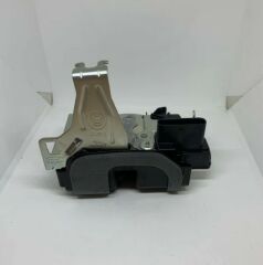 LR070430 T2H17438 Door Lock Right Rear