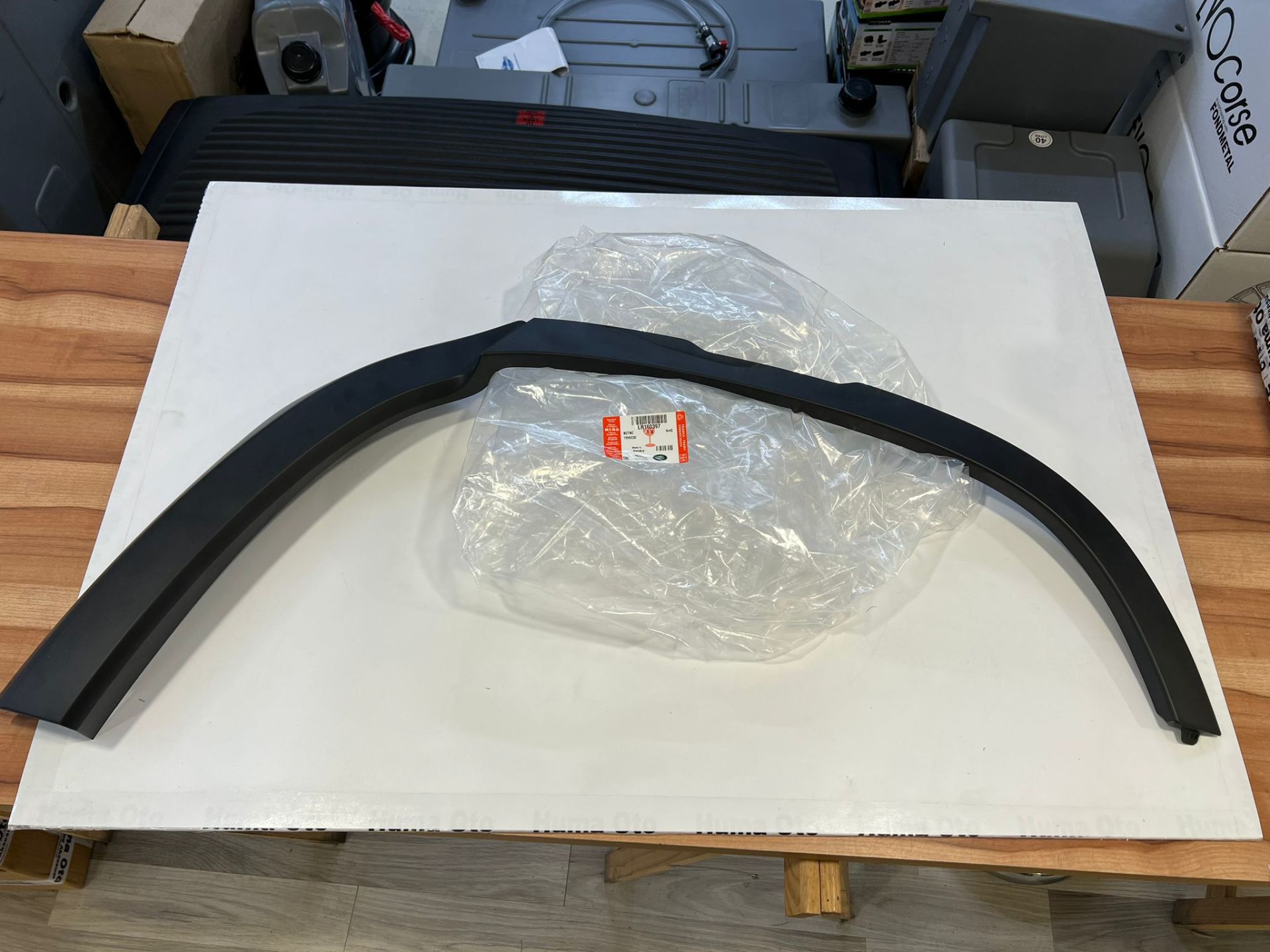LR160397 Rear Fender Cover Left New Defender