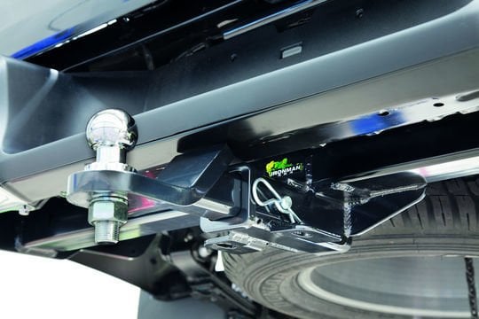 Hilux Revo Arka Çeki Demiri TB051