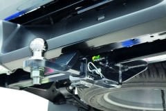Hilux Revo Arka Çeki Demiri TB051