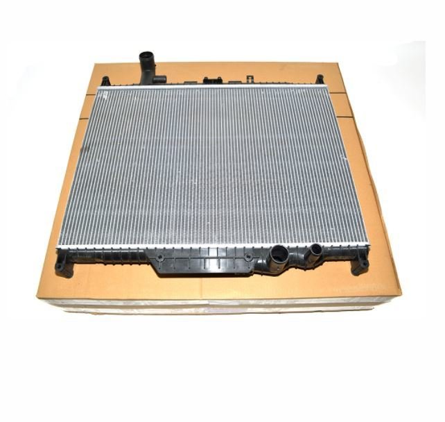 LR015561 Radiator NRF Range Rover Sport Discovery 4